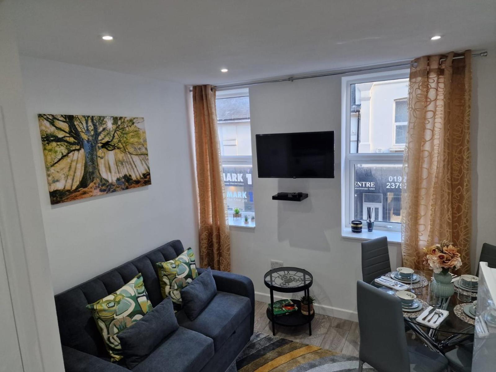 12 B Market Street Watford  Extérieur photo